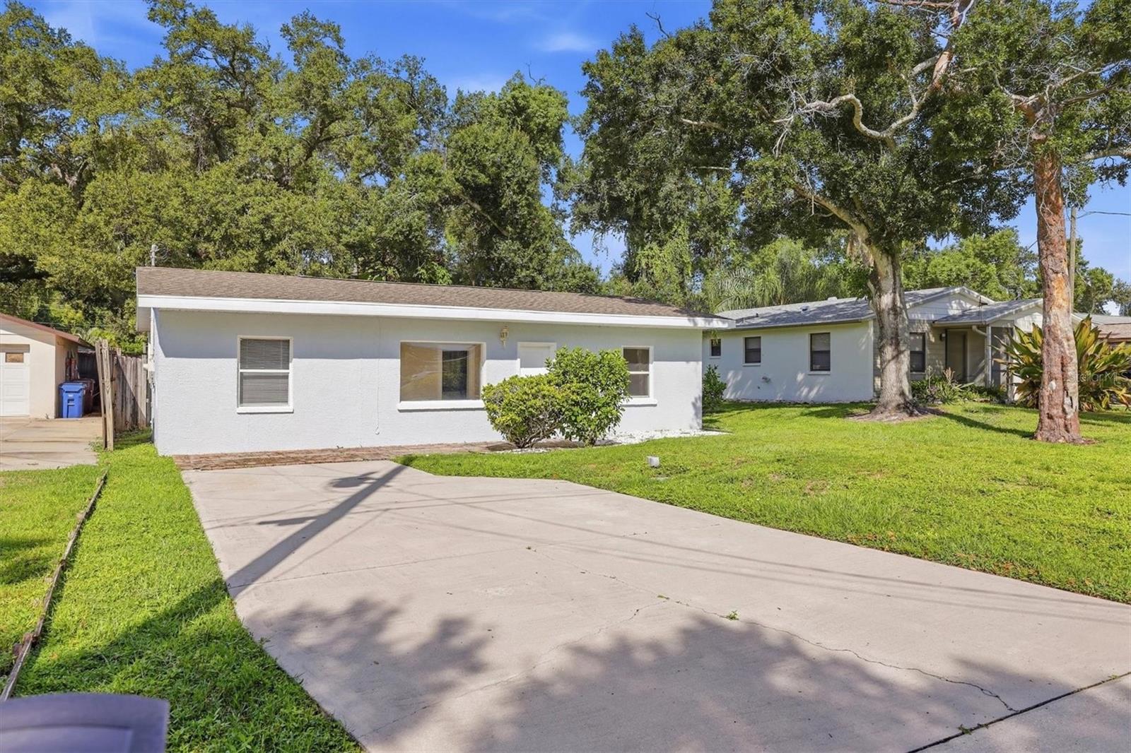4620 VIOLET AVE - Photo 1