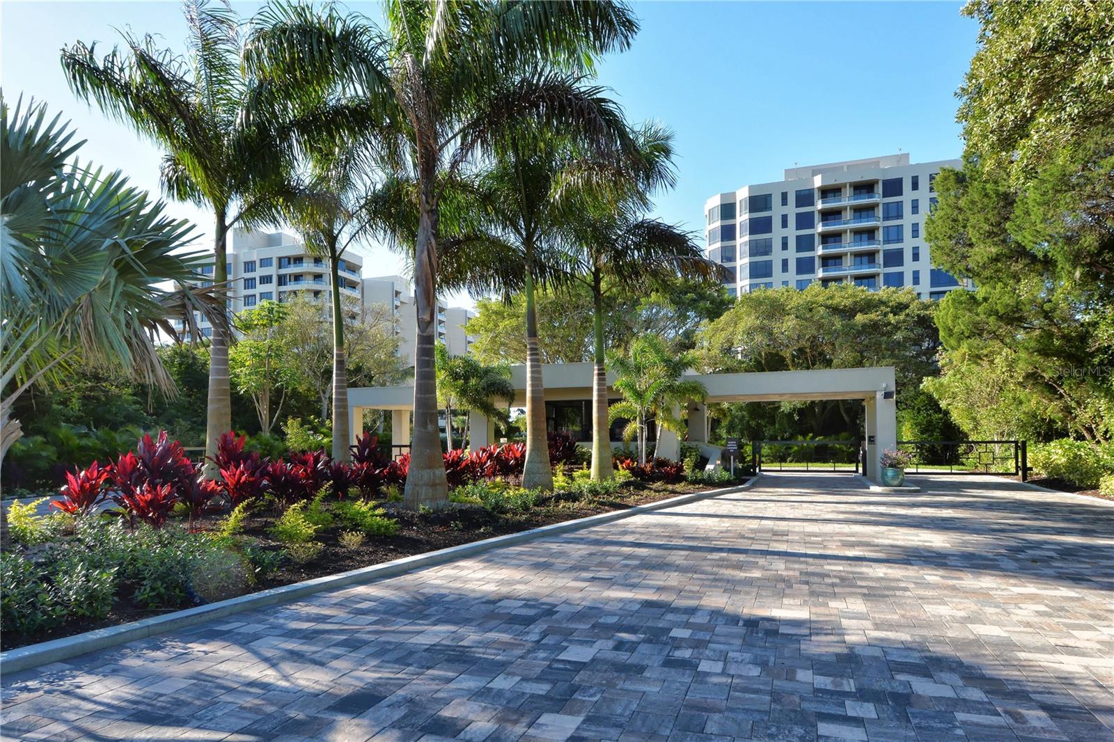 1211 GULF OF MEXICO DR #302 - Photo 1