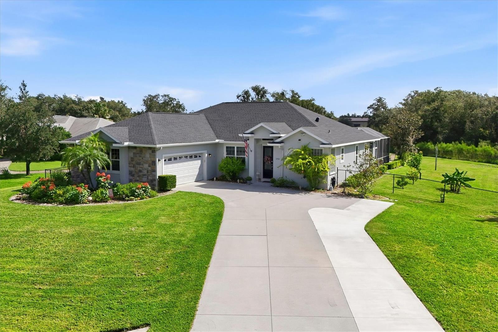 1753 KINGSDOWN DR - Photo 1