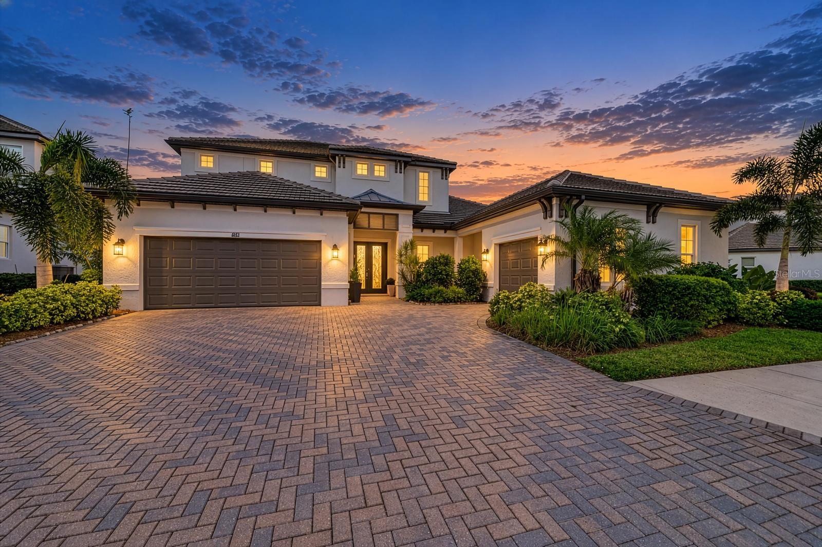6185 LUNGO LAGO DR - Photo 1