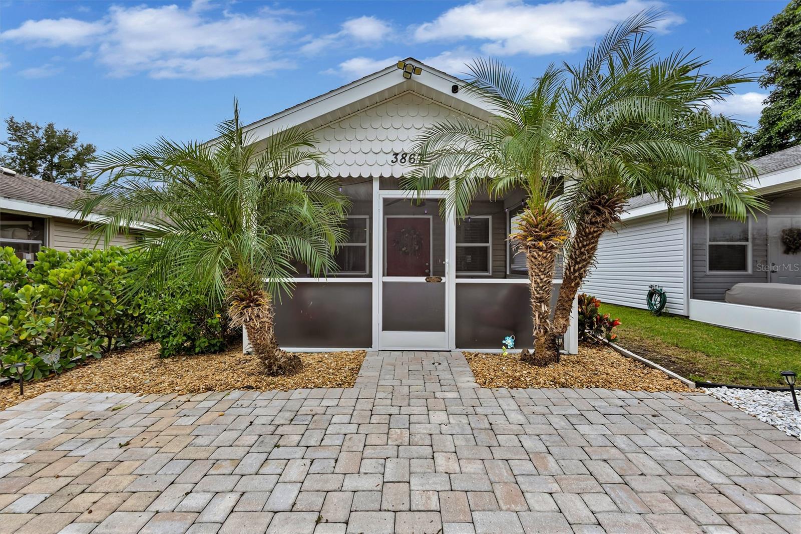 3867 ALMOND AVE - Photo 1