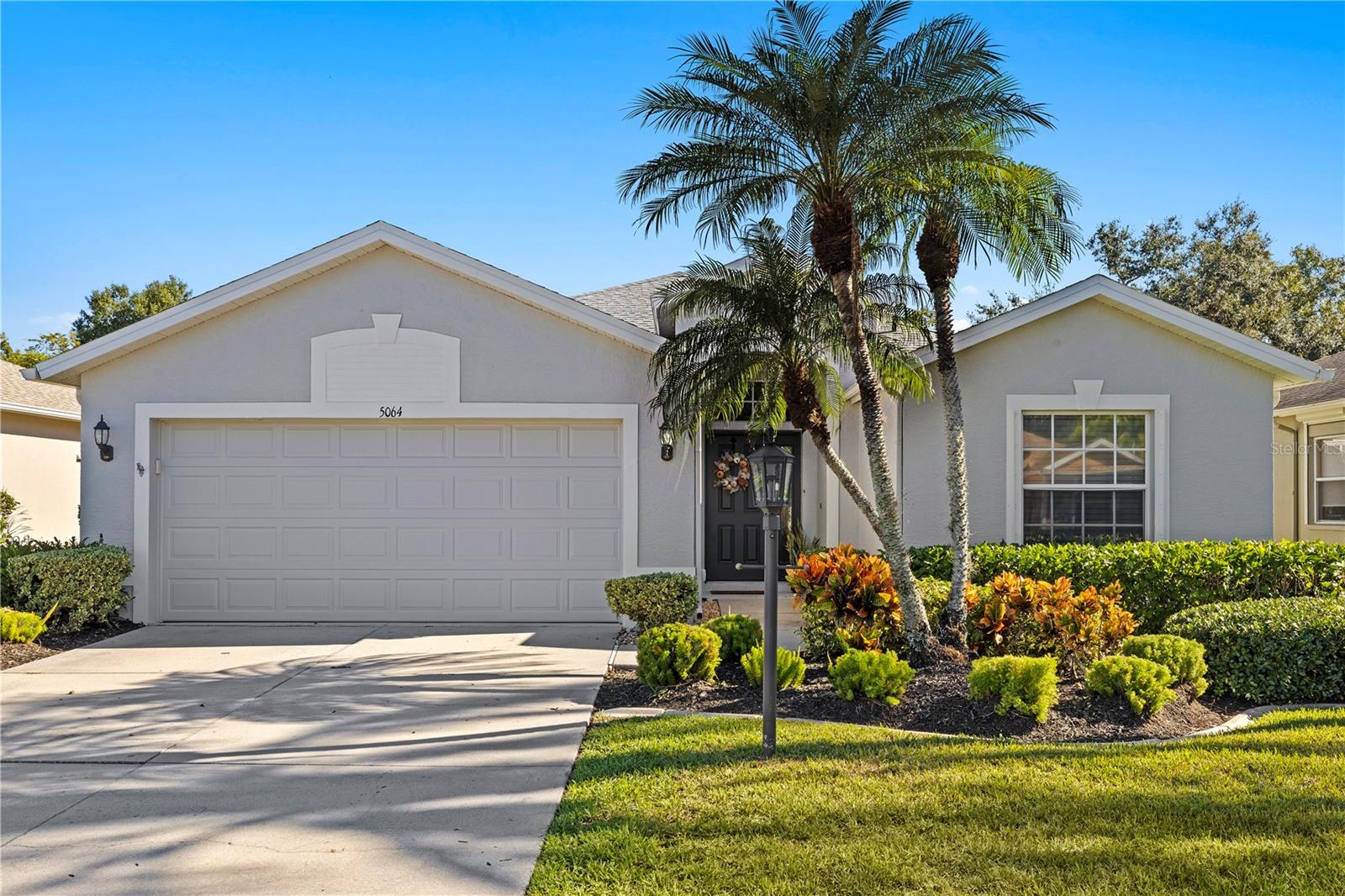 5064 CREEKSIDE TRL - Photo 1