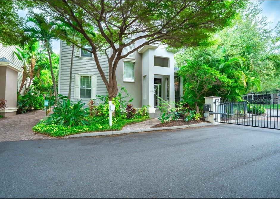 1791 STAPLETON ST - Photo 1