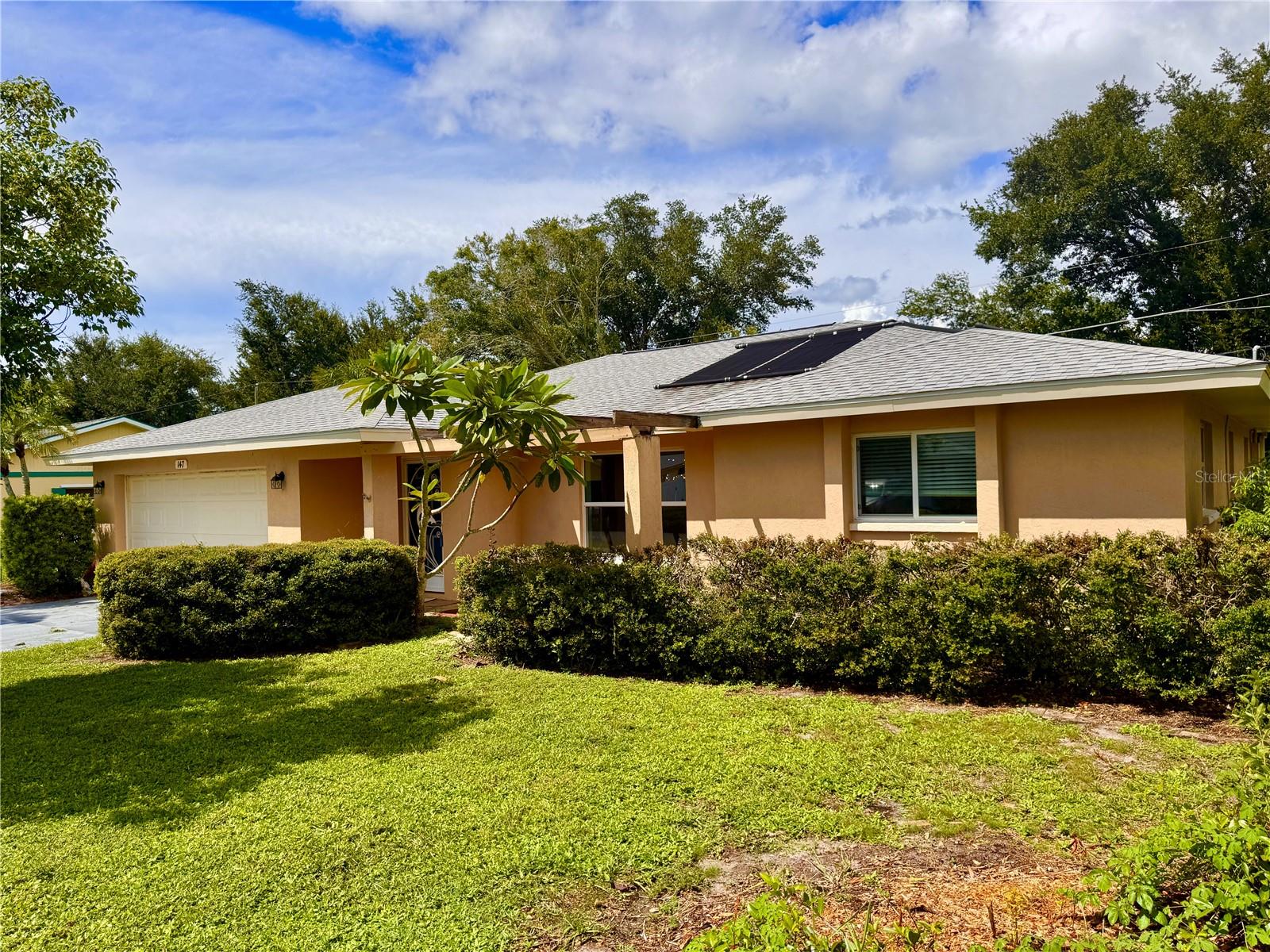147 HOURGLASS DR - Photo 1