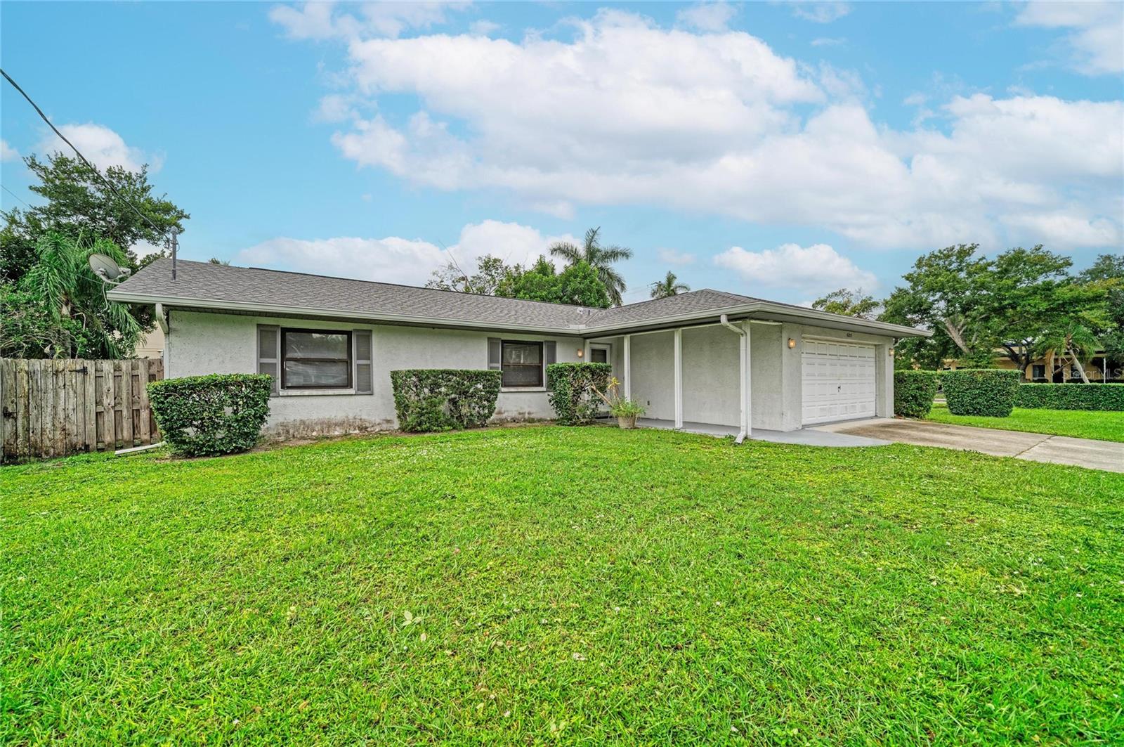 4205 4TH AVE W - Photo 1