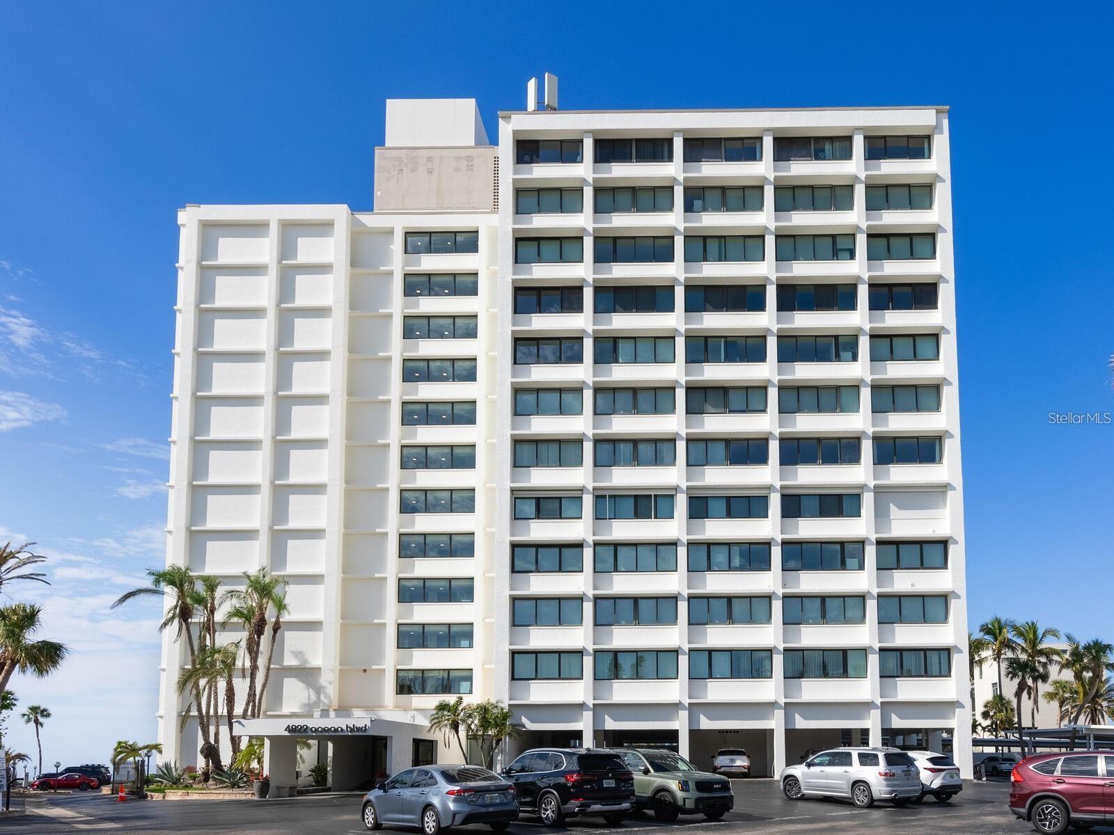 4822 OCEAN BLVD #8B - Photo 1