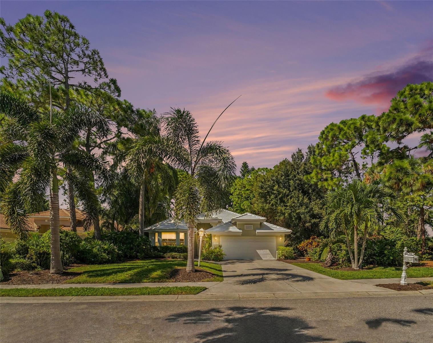 6435 BERKSHIRE PL - Photo 1