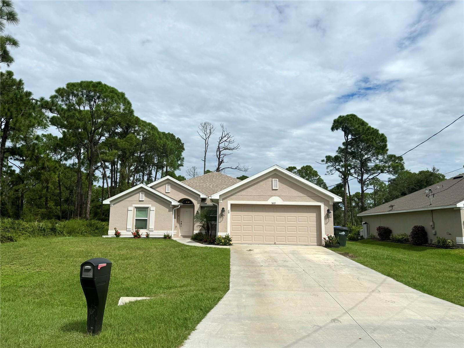 5672 KUMQUAT AVE - Photo 1