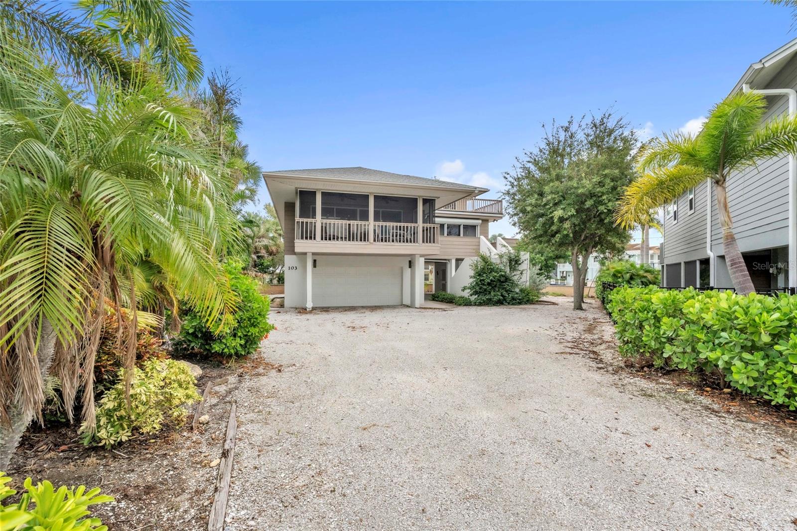 103 SUNSET LN - Photo 1