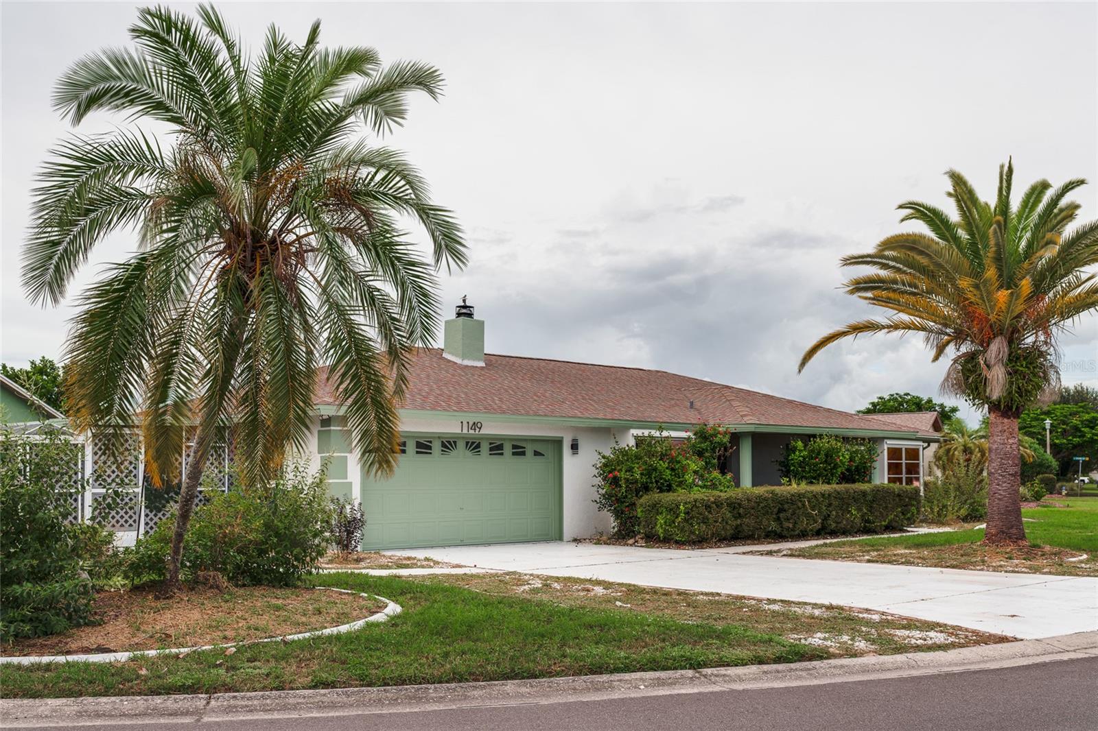 1149 S CYPRESS POINT DR - Photo 1