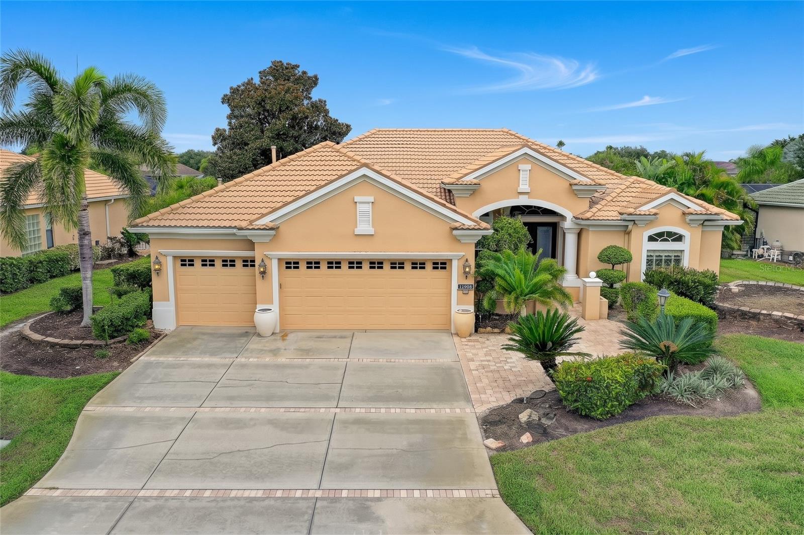 12306 GREENBRIER WAY - Photo 1