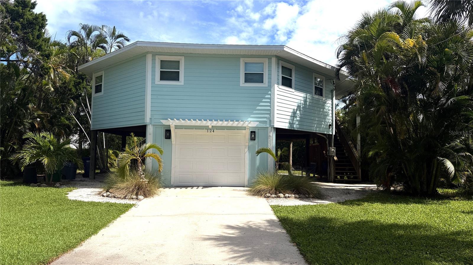 124 HAMMOCK RD - Photo 1