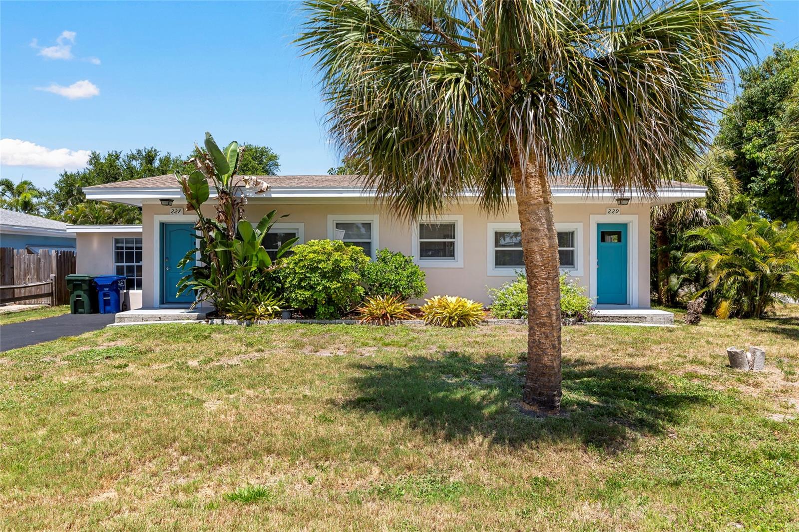 229 SHORE RD - Photo 1