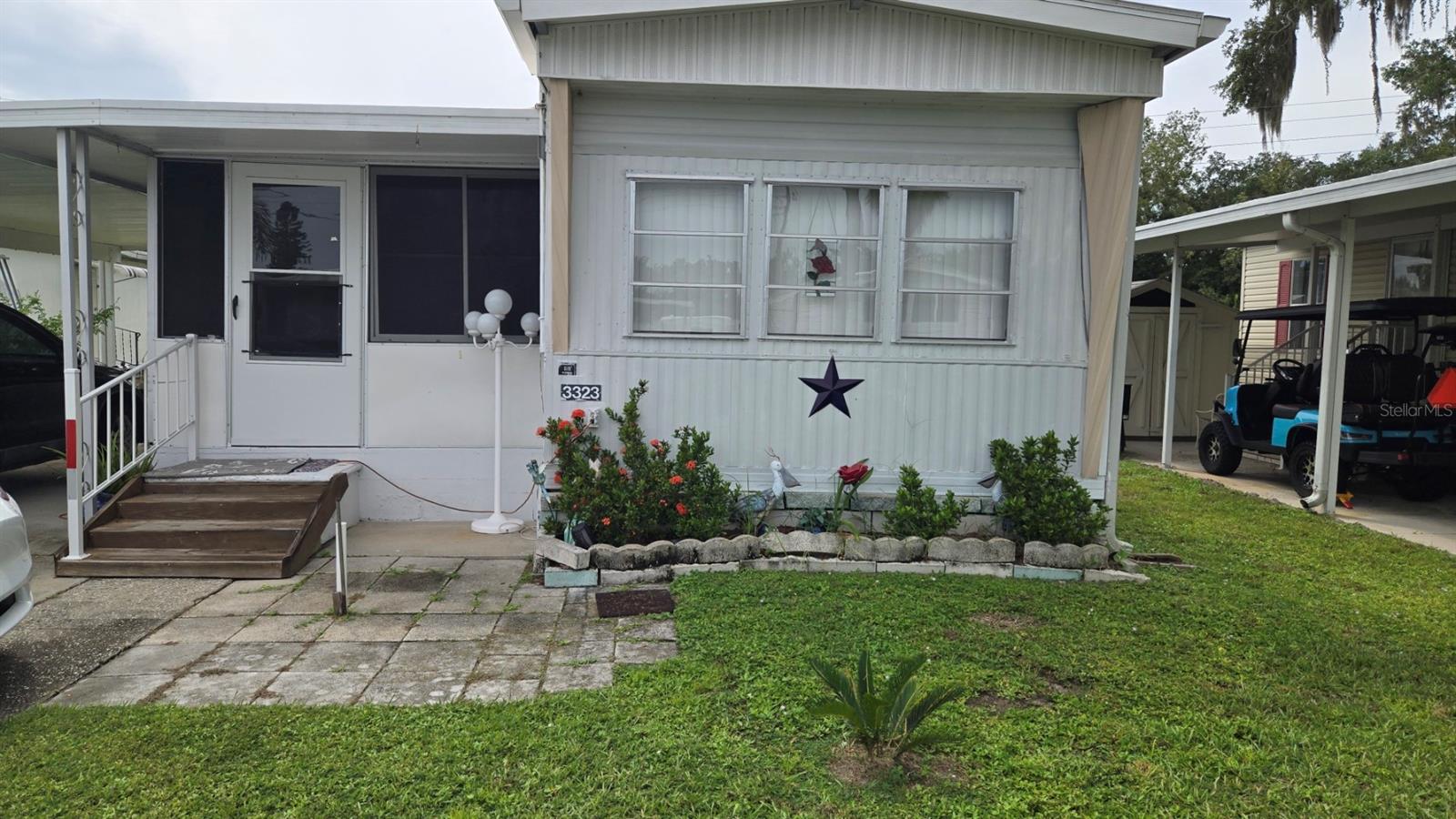 3323 BONNIE DR - Photo 1