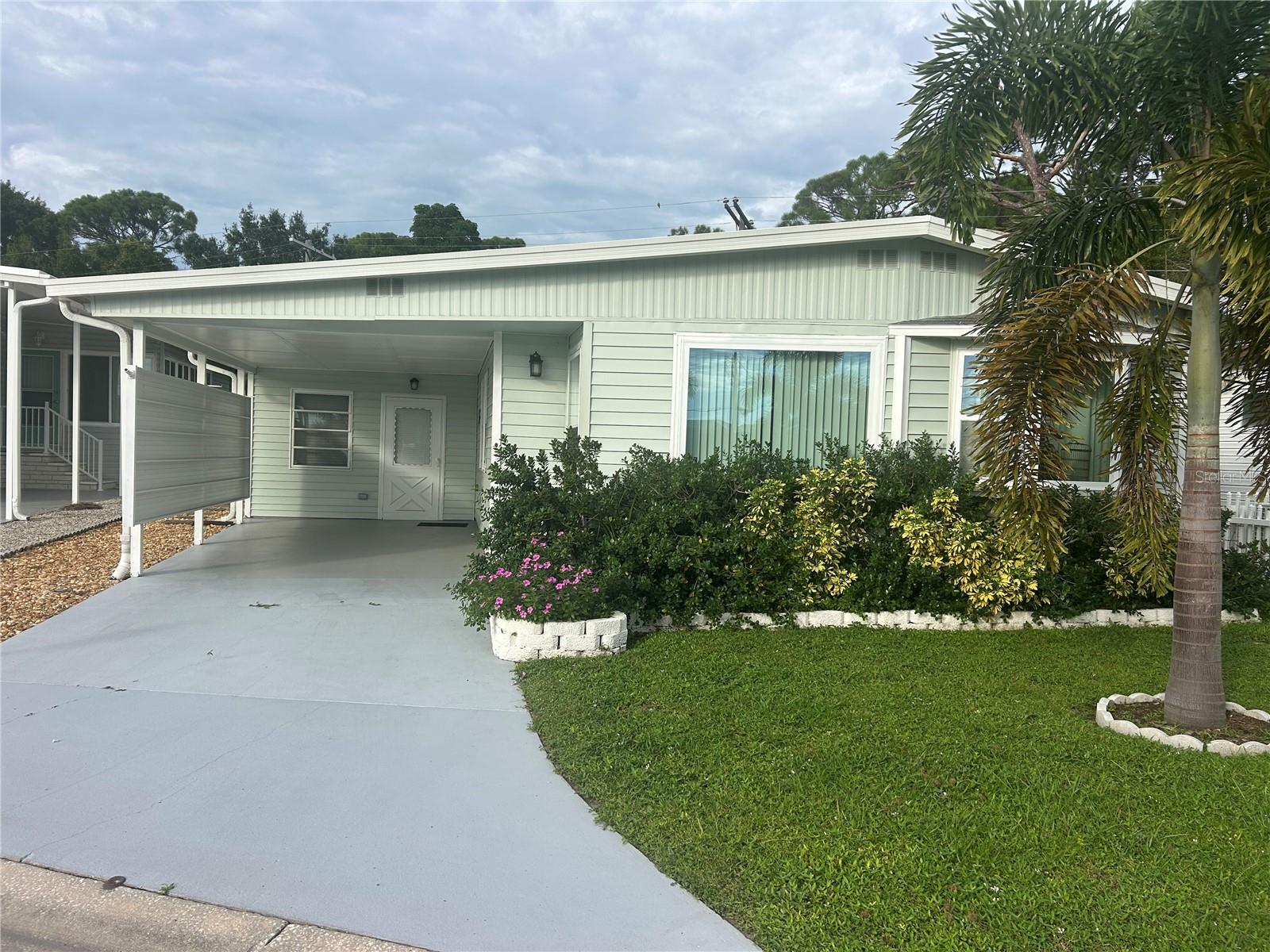 5313 BOCA RATON AVE - Photo 1