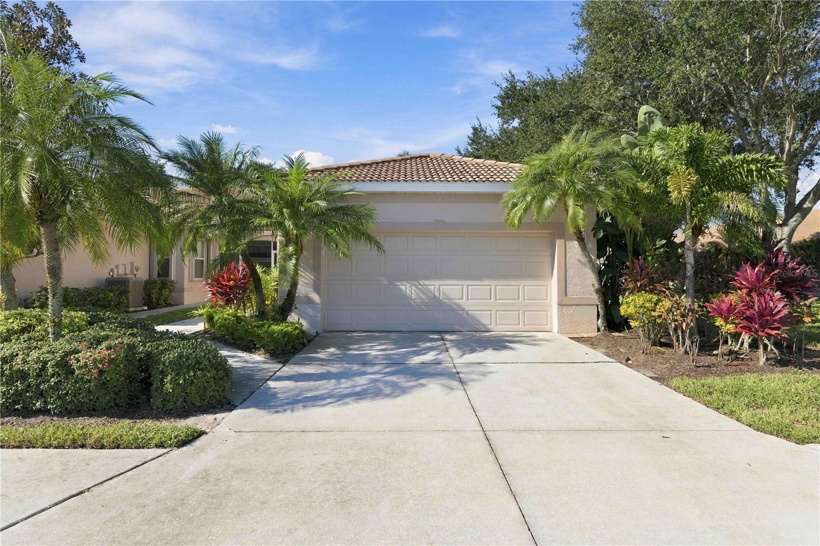 8216 ASHFORD FALLS CT - Photo 1