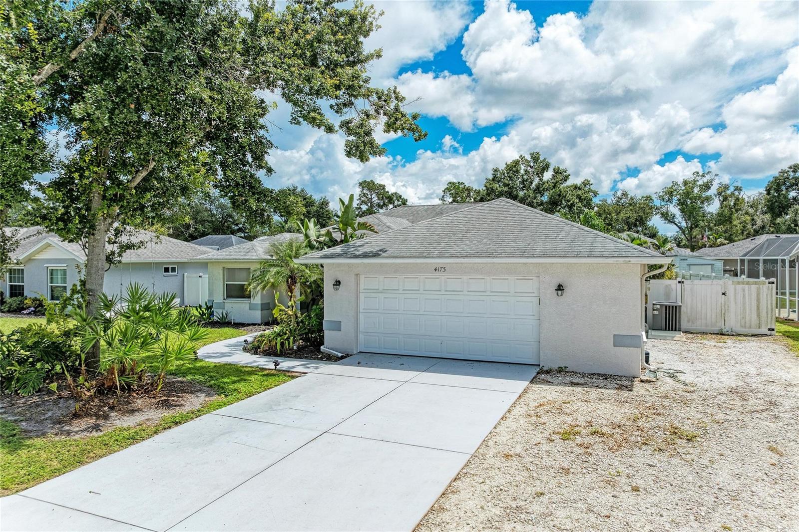 4173 PARRY DR - Photo 1