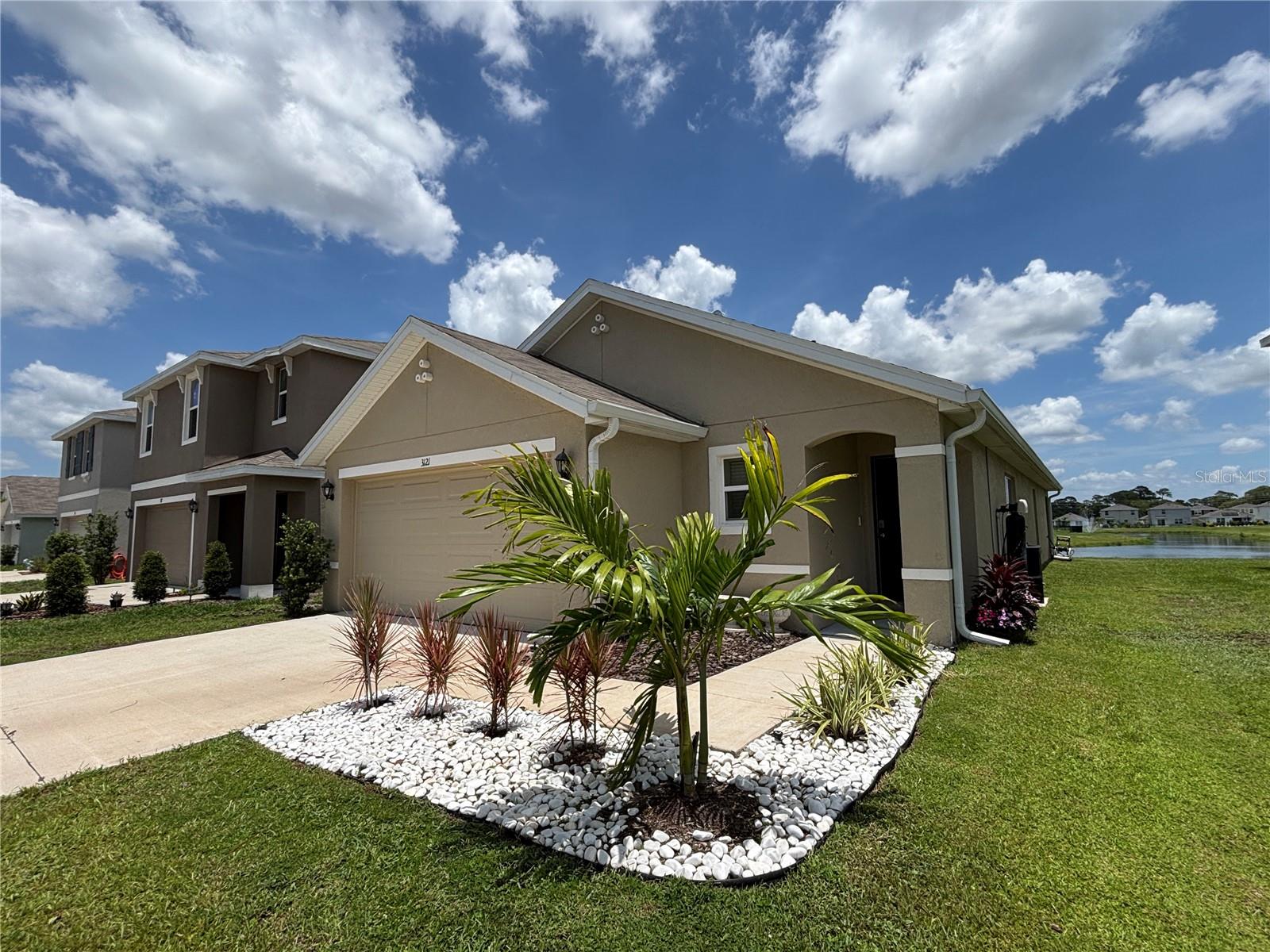 3121 ROCK SOUND ST - Photo 1