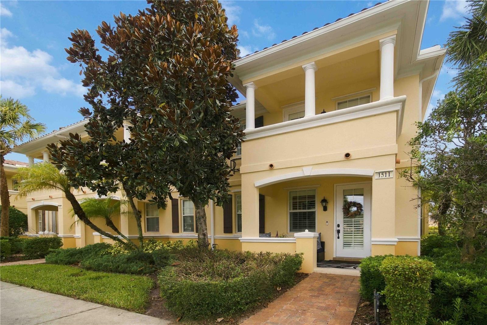 1511 NAPOLI DR E - Photo 1