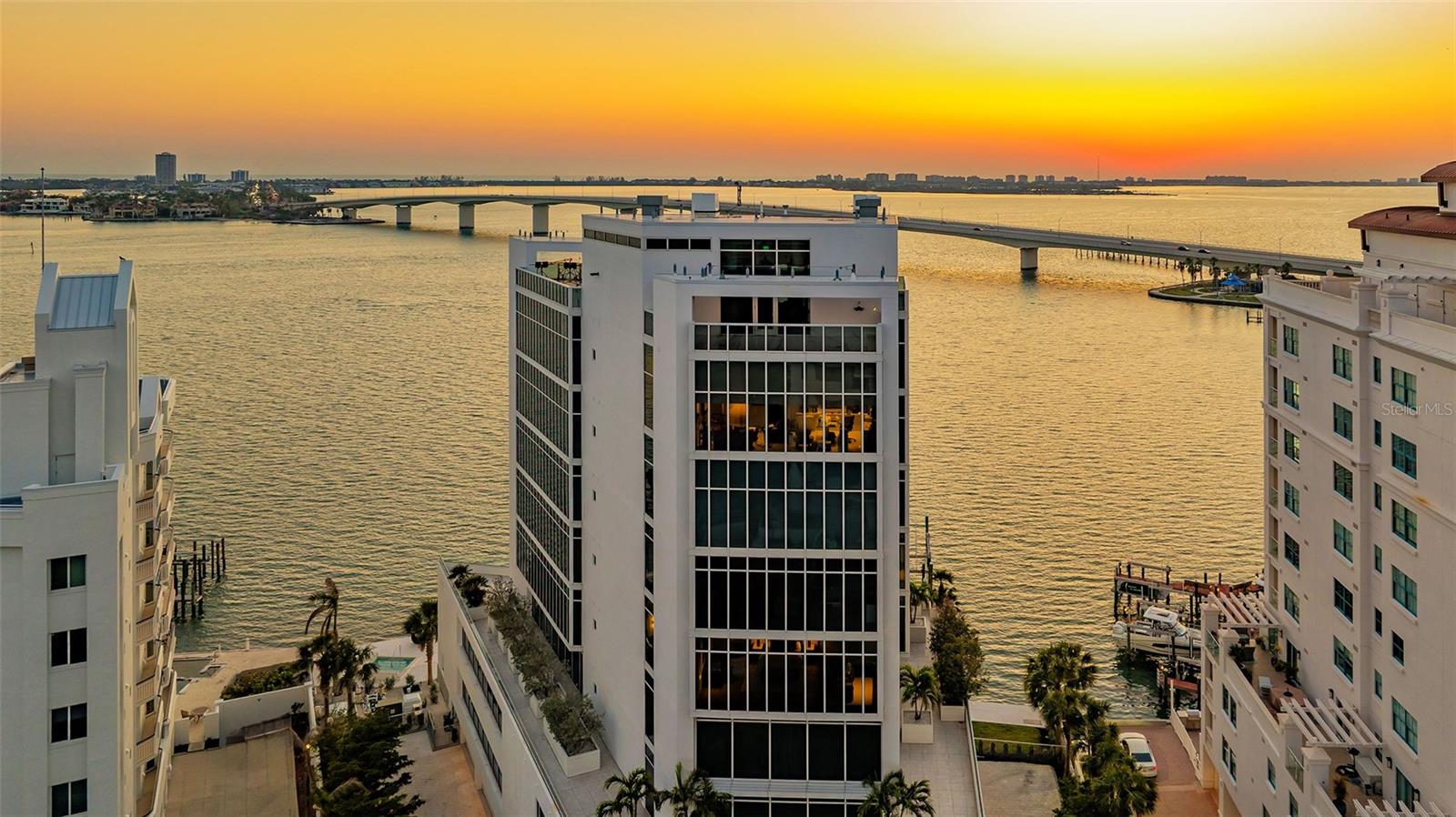 280 GOLDEN GATE PT #600 - Photo 1