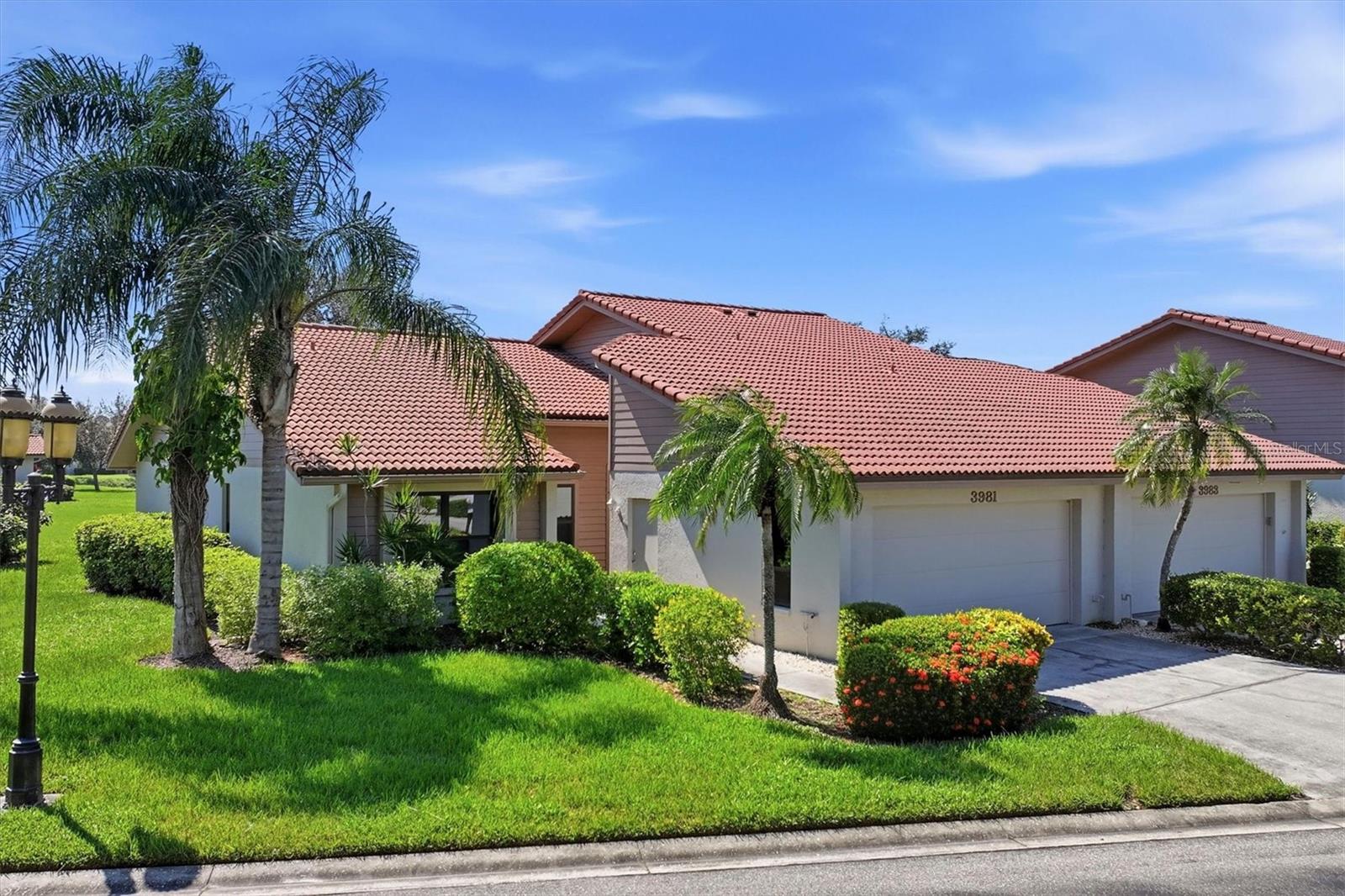 3981 WILSHIRE CIR E #195 - Photo 1
