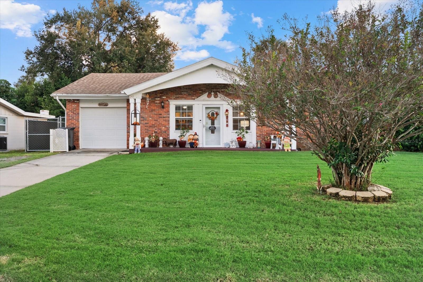 2212 CLARK AVE - Photo 1