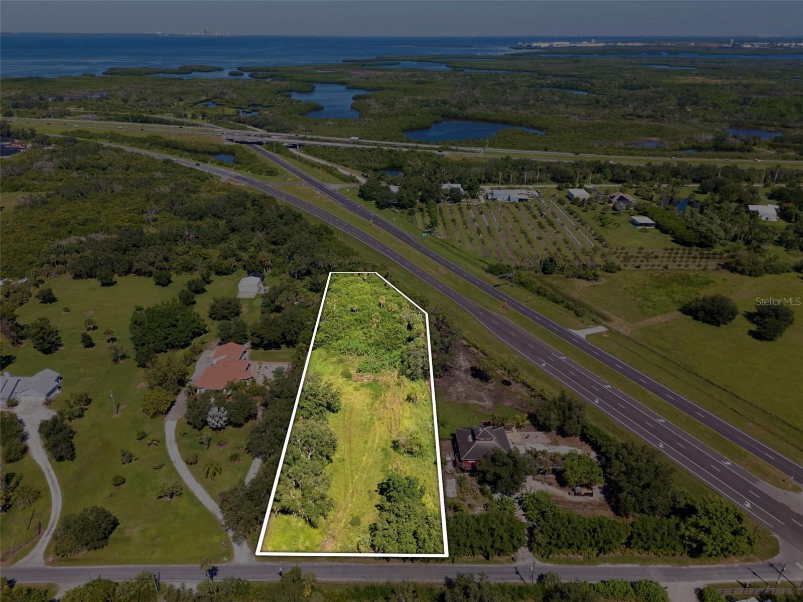 Ken HUBBARD RD - Photo 1