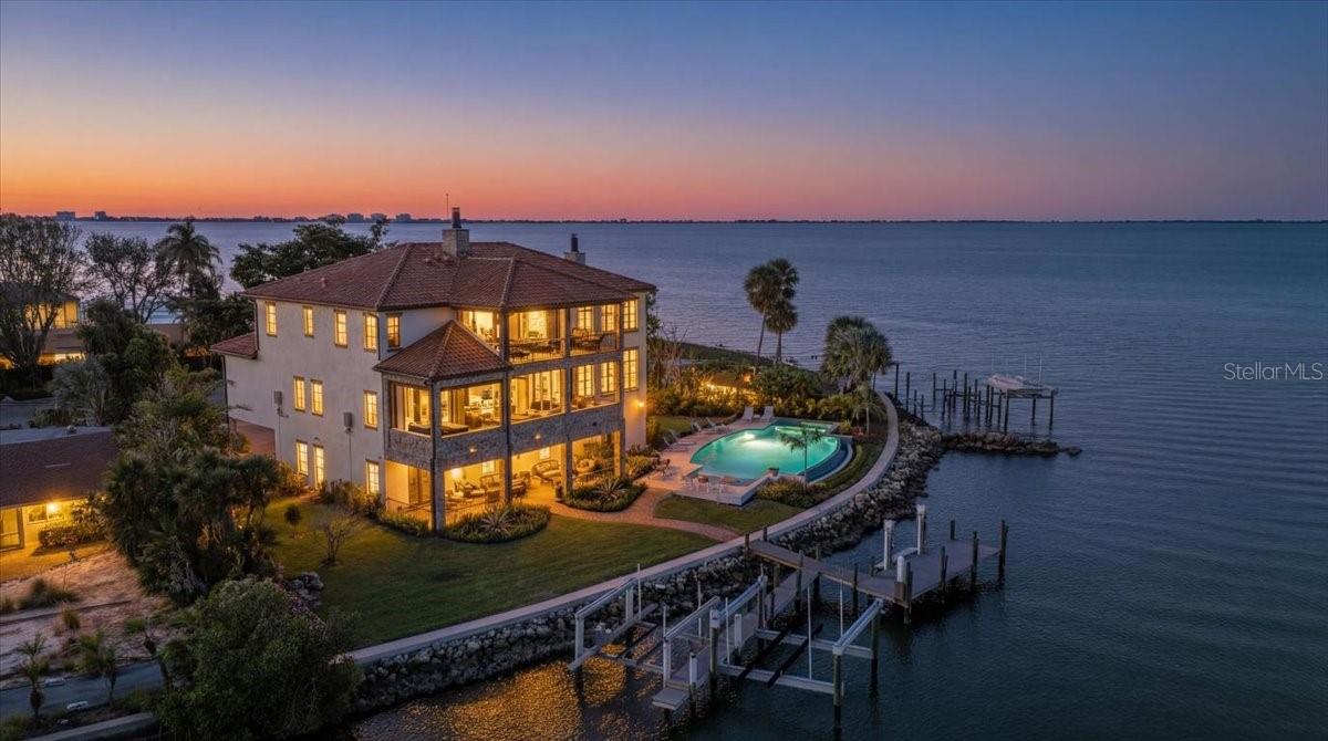 315 S SHORE DR - Photo 1