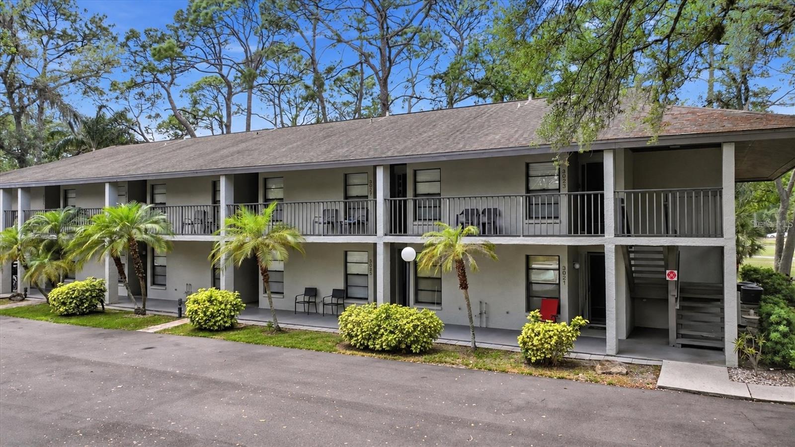 3025 QUAIL HOLW #3025 - Photo 1