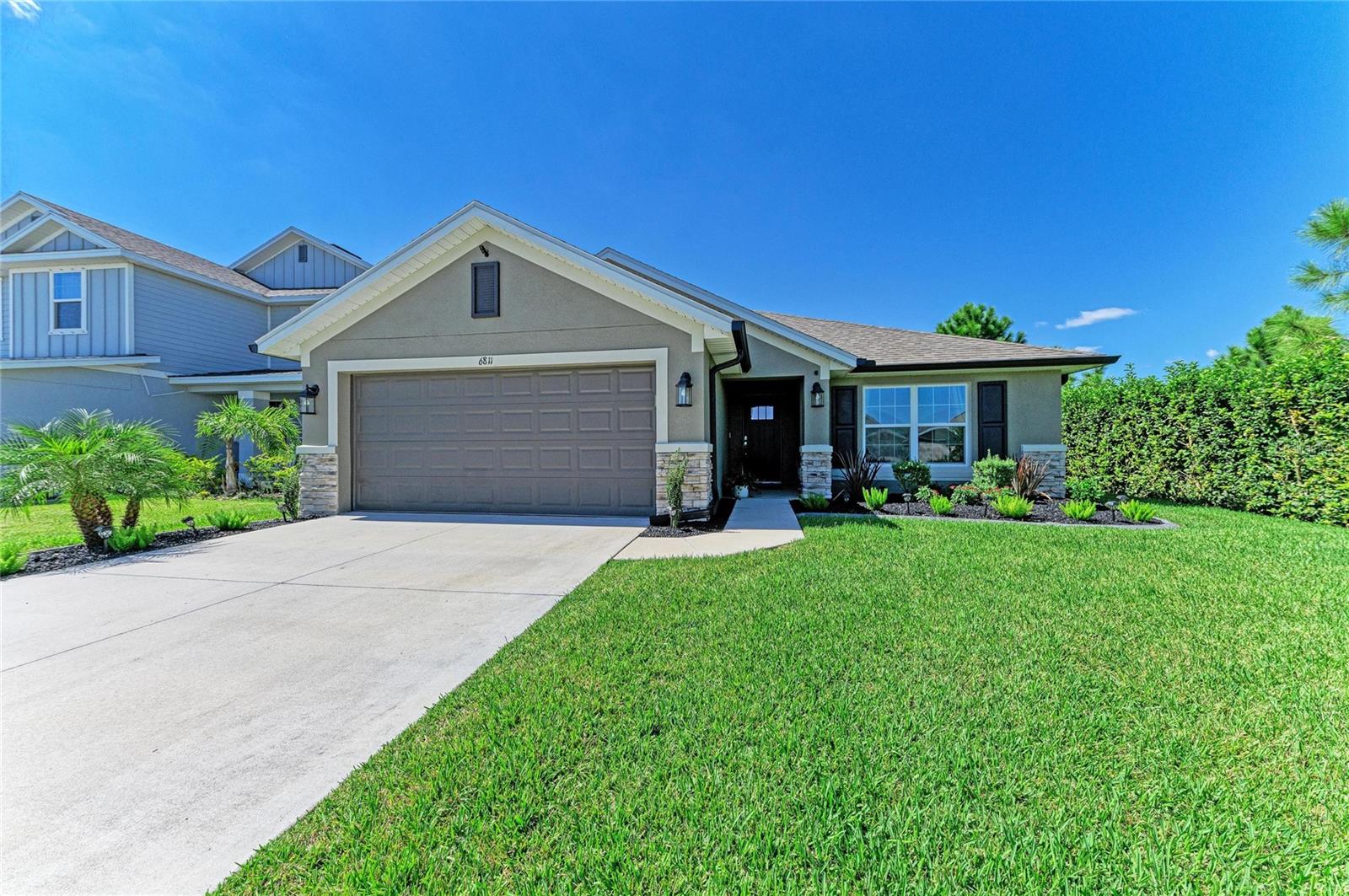 6811 162ND PL E - Photo 1