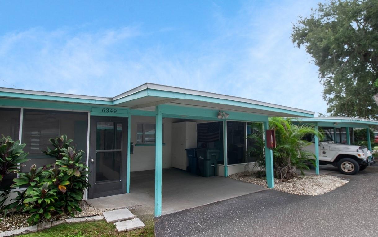 6349 GATEWAY AVE - Photo 1