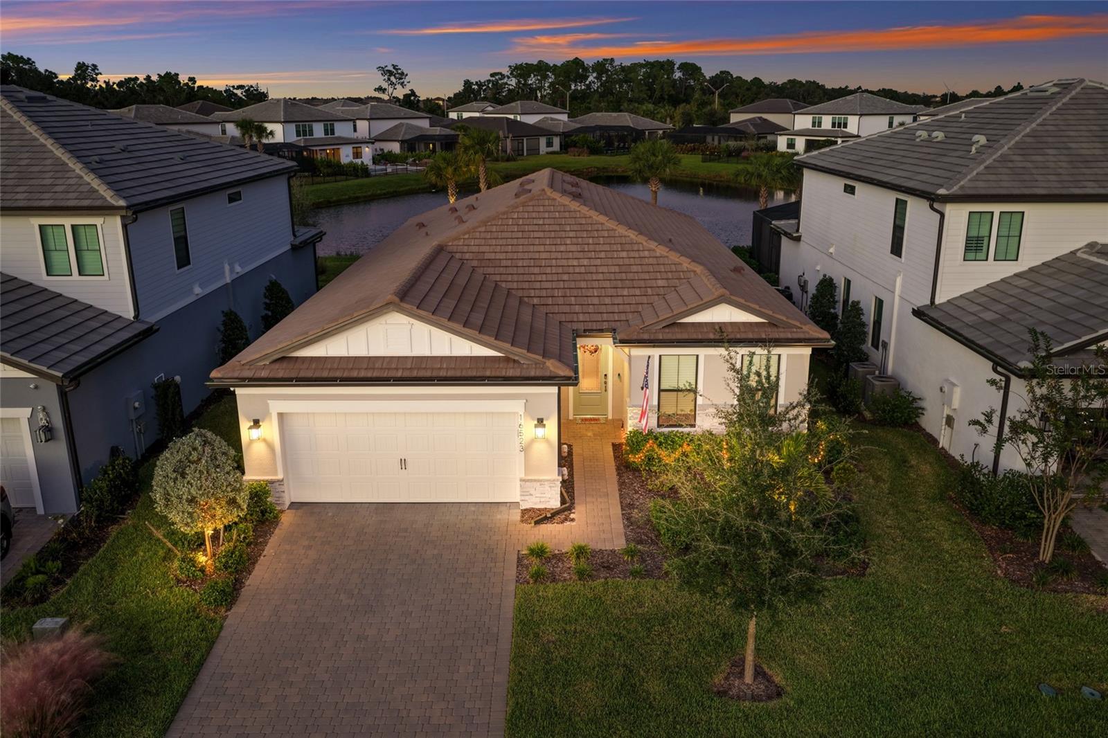 16523 ARBOR RIDGE TRL - Photo 1