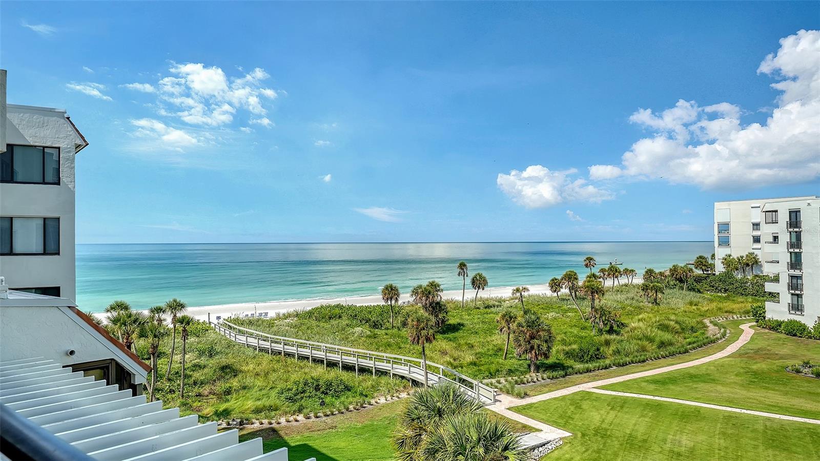 1425 GULF OF MEXICO DRIVE #D-405 - Photo 1