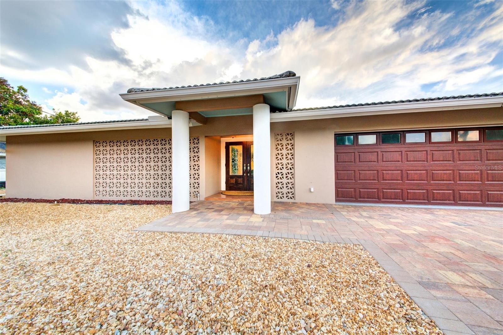 5354 SHADOW LAWN DR - Photo 1