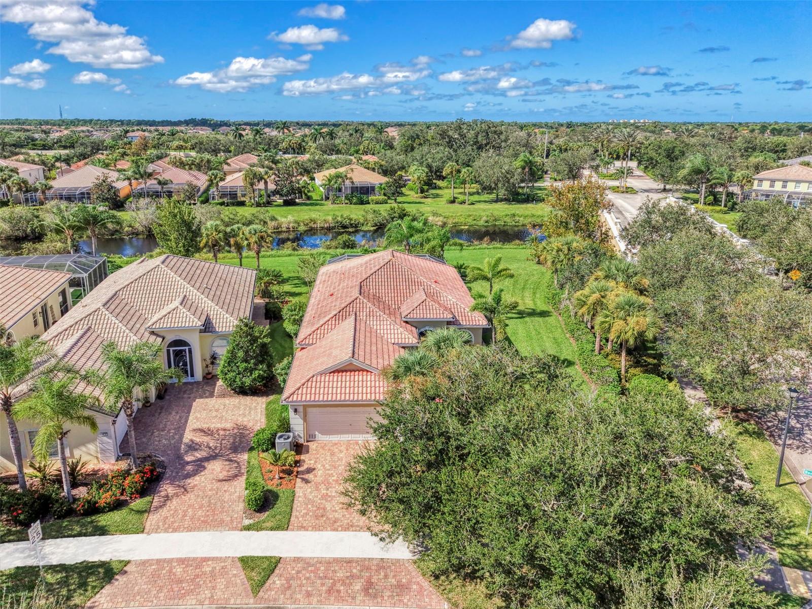 5882 BENEVENTO DR - Photo 1