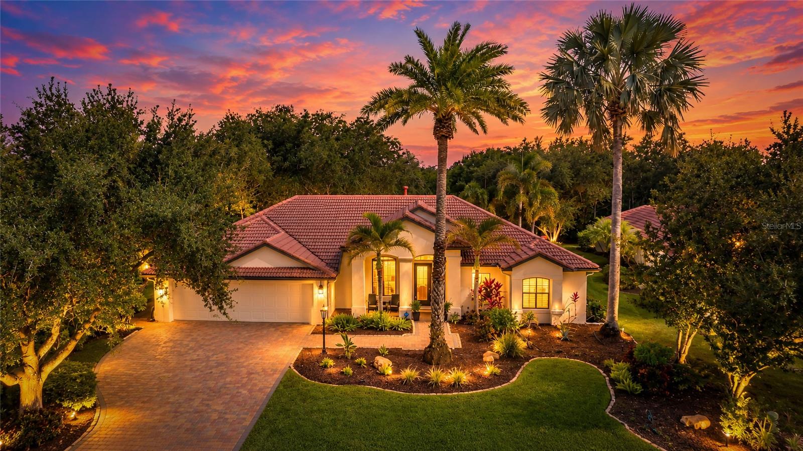 3787 EAGLE HAMMOCK DR - Photo 1