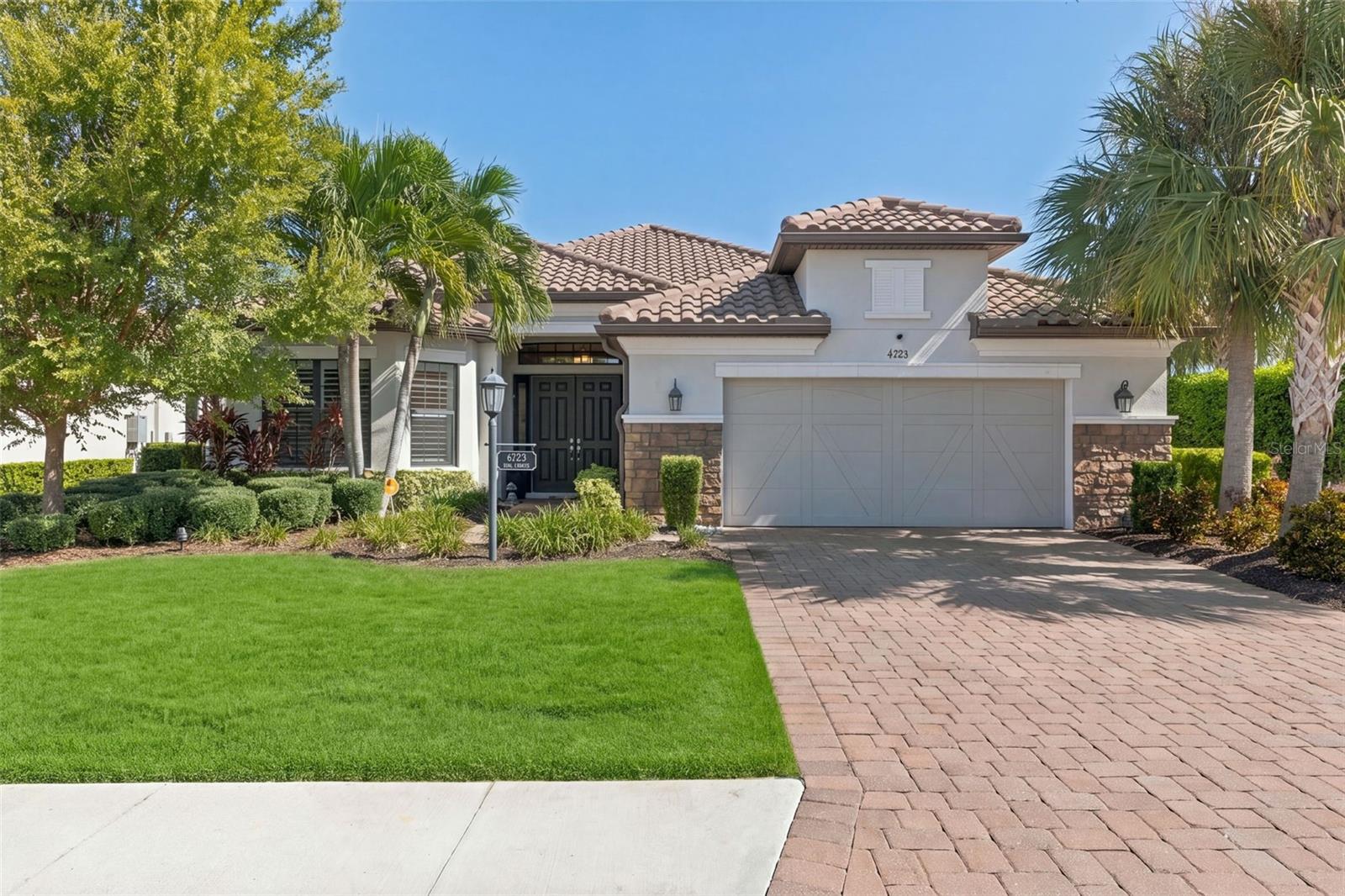 4723 BENITO CT - Photo 1