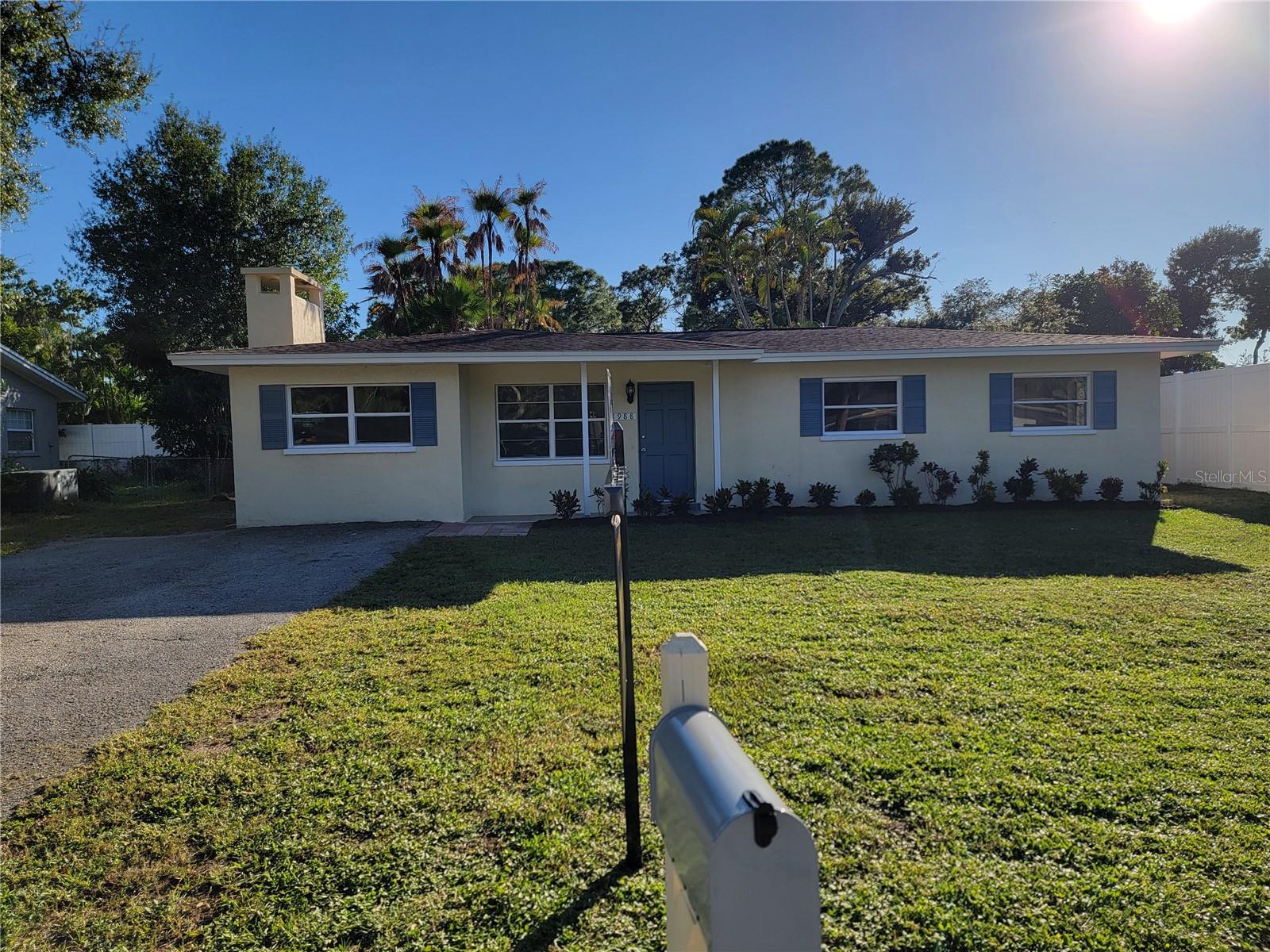 3988 BERKSHIRE DR - Photo 1