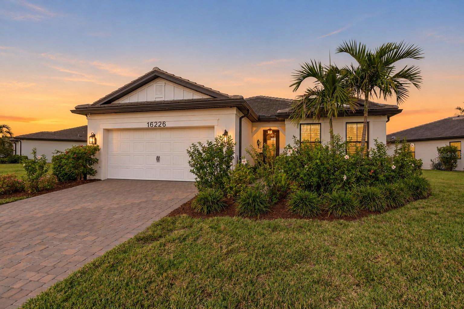 16226 HIDDEN OAK LOOP - Photo 1