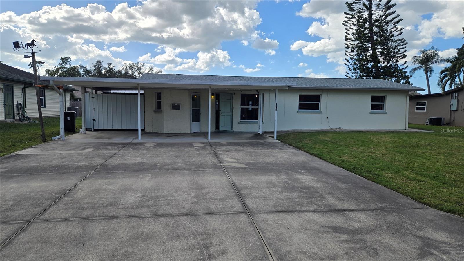 1548 INGRAM AVE - Photo 1