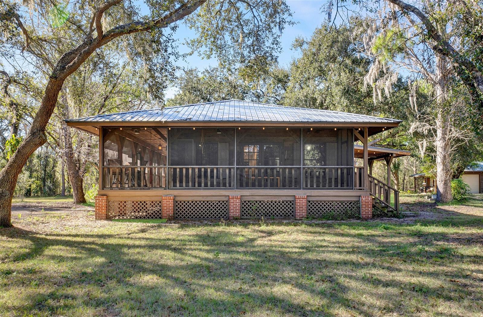 16418 WINBURN DR - Photo 1