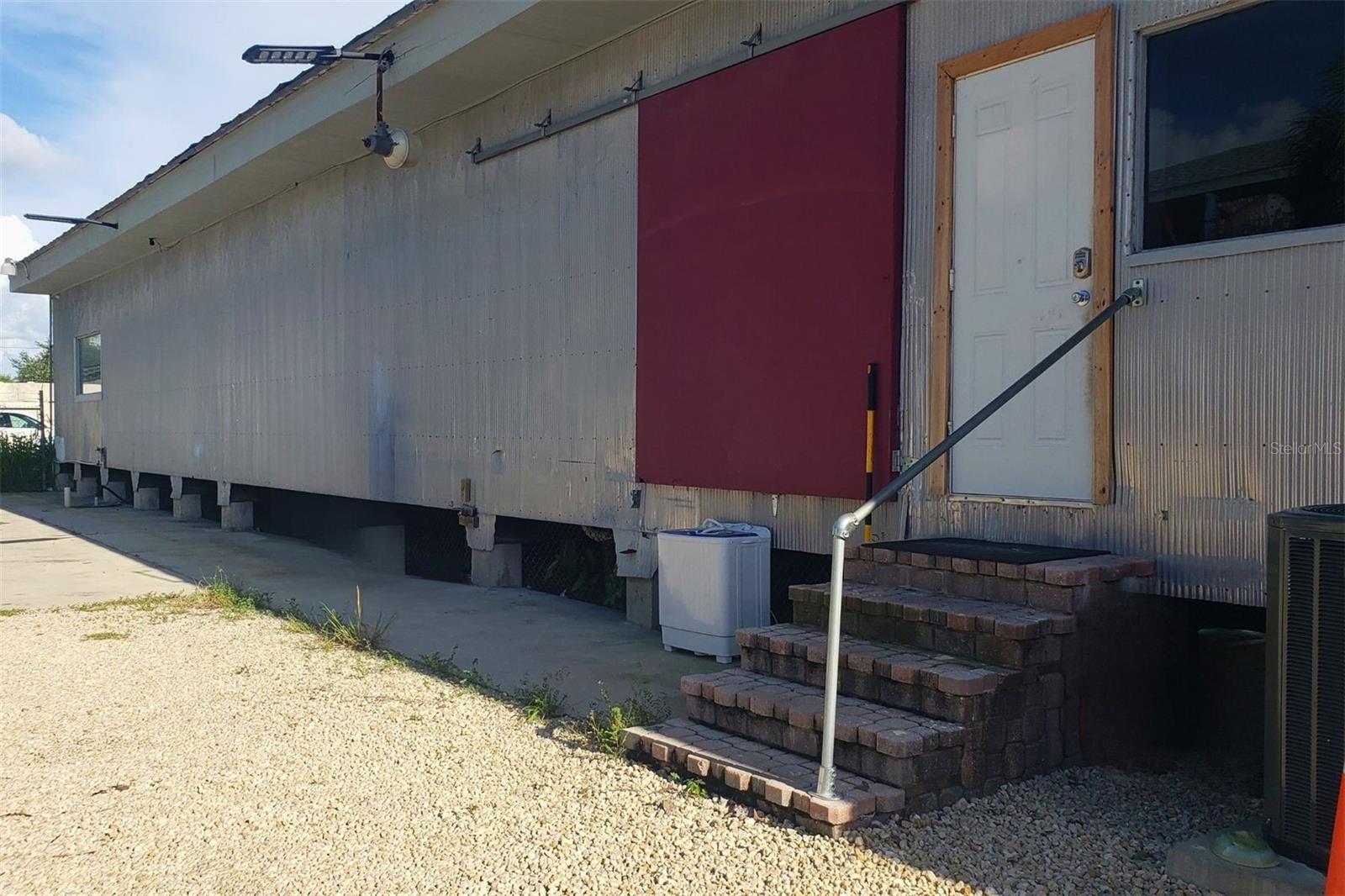 1236 CENTRAL AVE #C - Photo 1