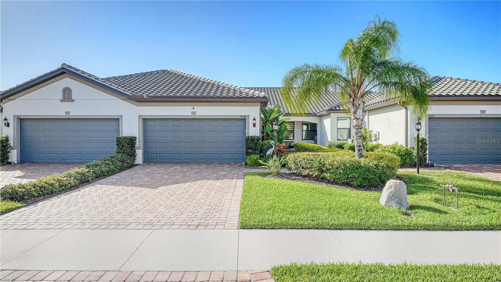 7608 SUMMERLAND CV - Photo 1