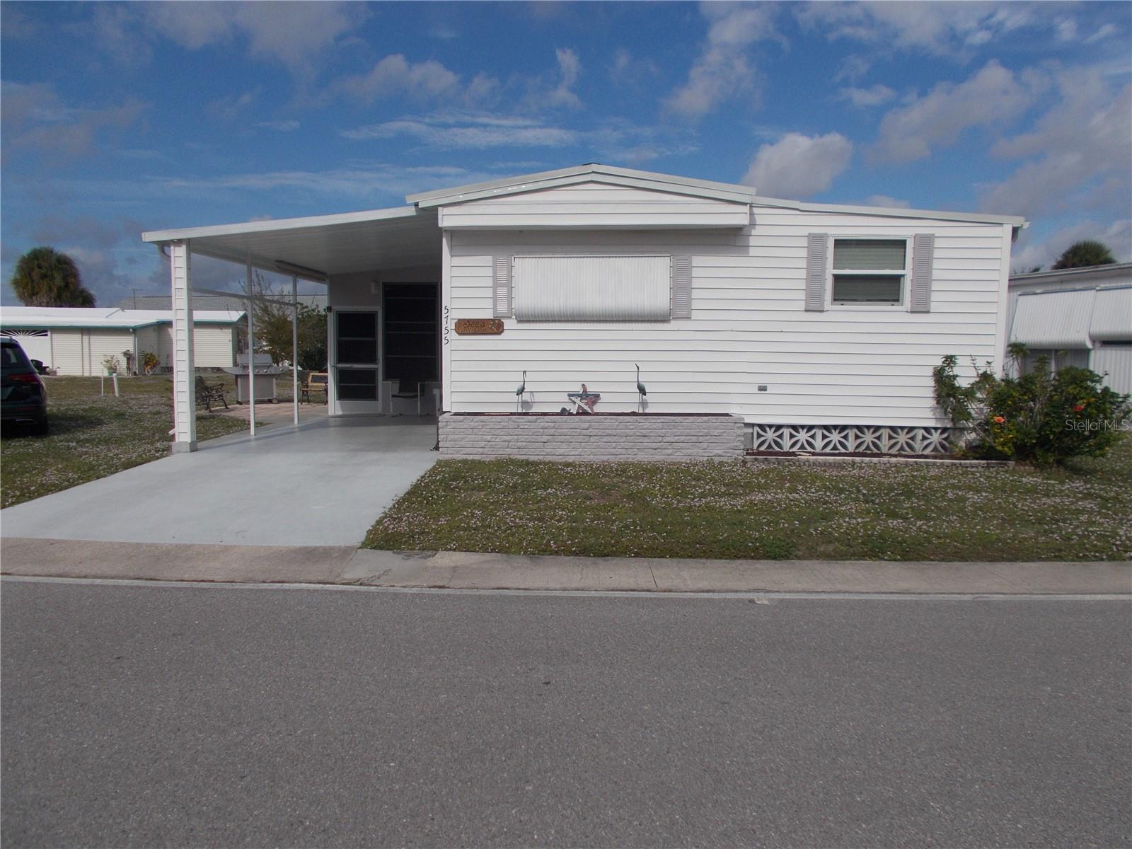 5755 HOLIDAY PARK BLVD - Photo 1