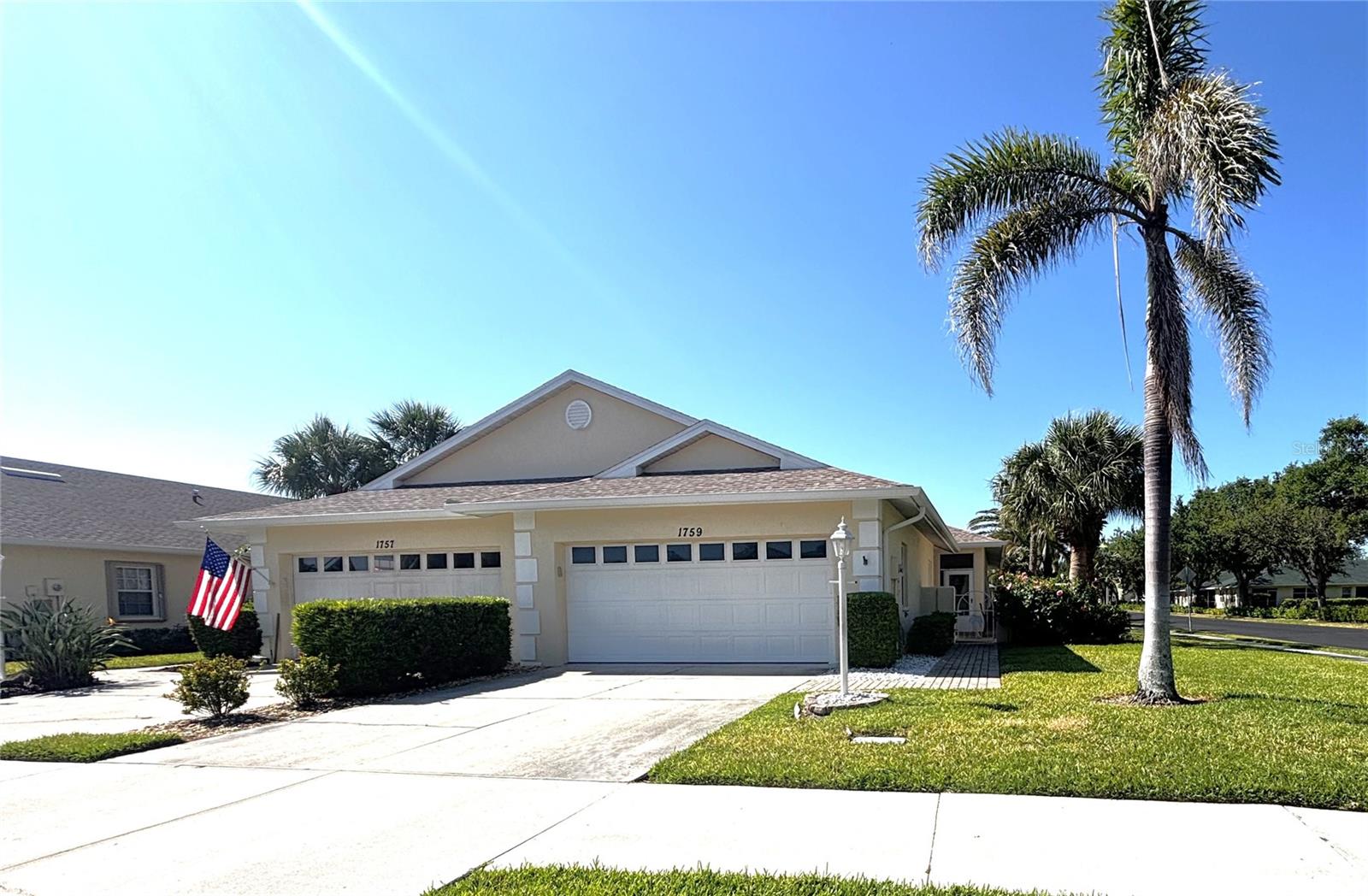 1759 FOUNTAIN VIEW CIR #1759 - Photo 1