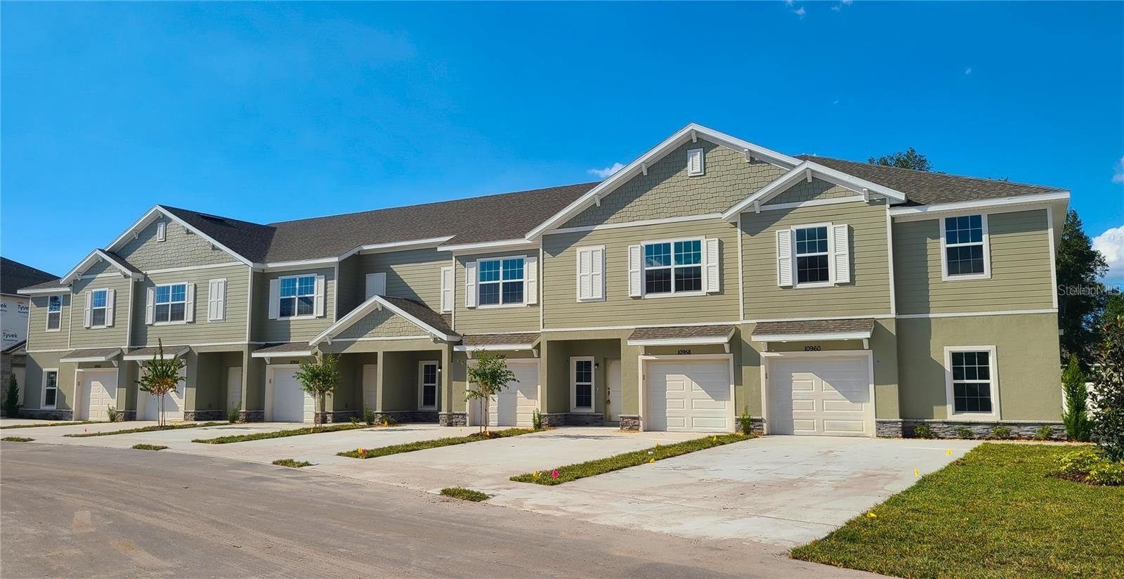 10960 BRIGHTLEAF CT - Photo 1