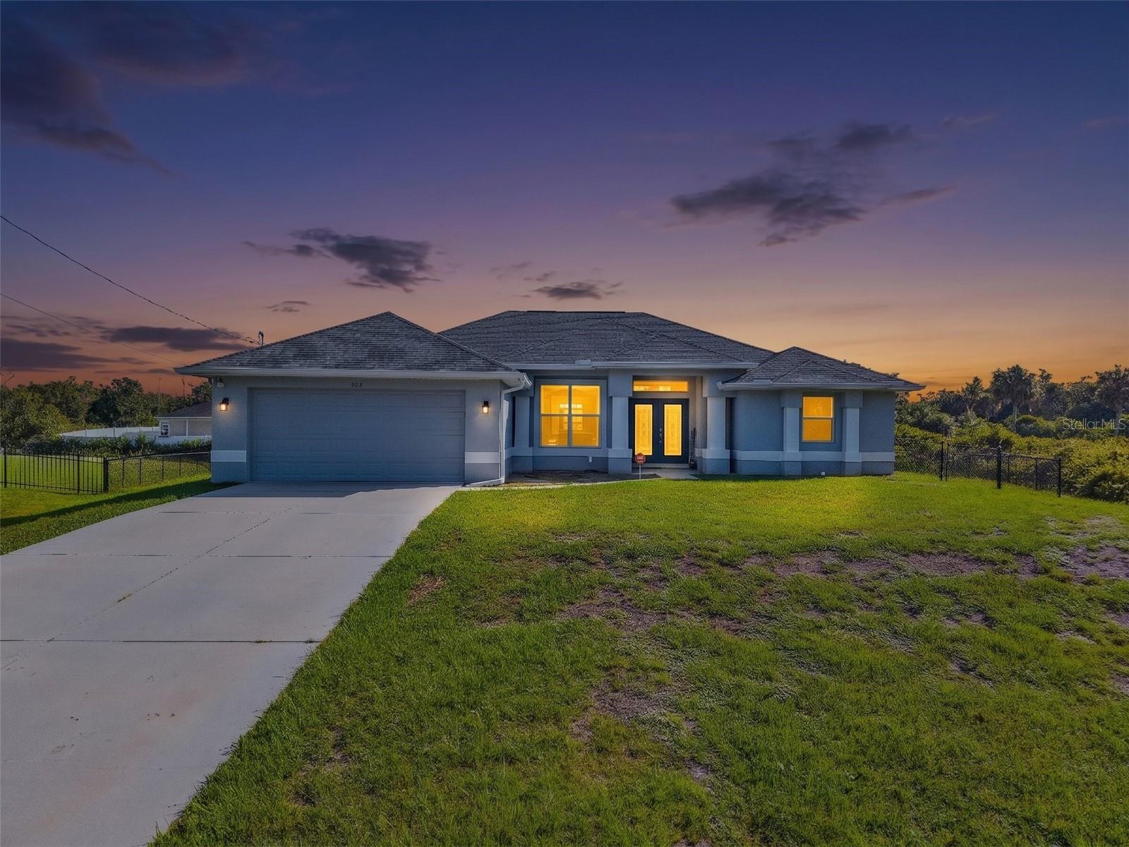 4443 CINDERELLA CIR - Photo 1
