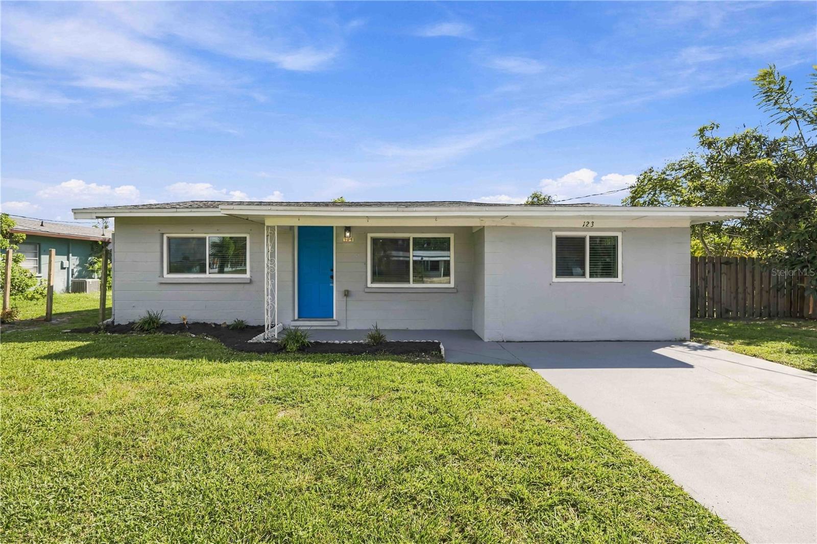 123 VIRGINIA CT - Photo 1