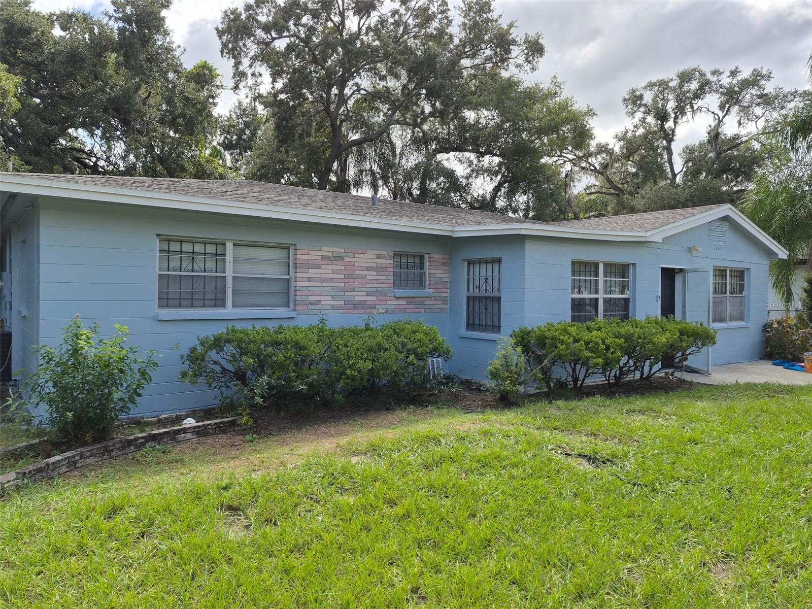 3407 E FERN ST E - Photo 1