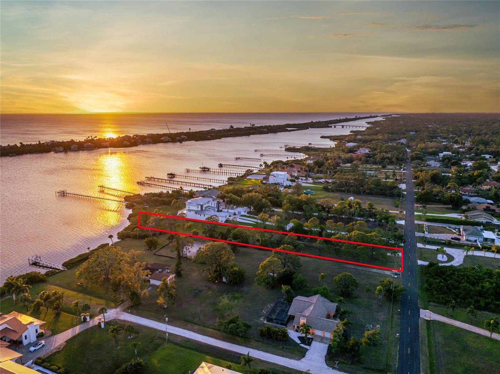 BAYSHORE DR - Photo 1